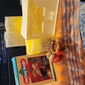 5 For 25.00/Rare Vintage Hallmark Stocking Hanger, guc